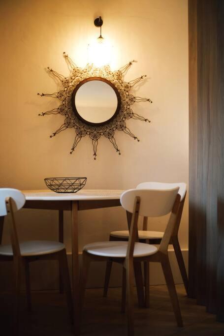 Appartement Το Σπίτι Της Ευτυχίας Στούντιο à Karpenísion Extérieur photo
