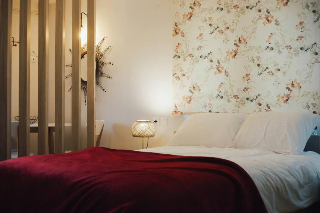 Appartement Το Σπίτι Της Ευτυχίας Στούντιο à Karpenísion Extérieur photo