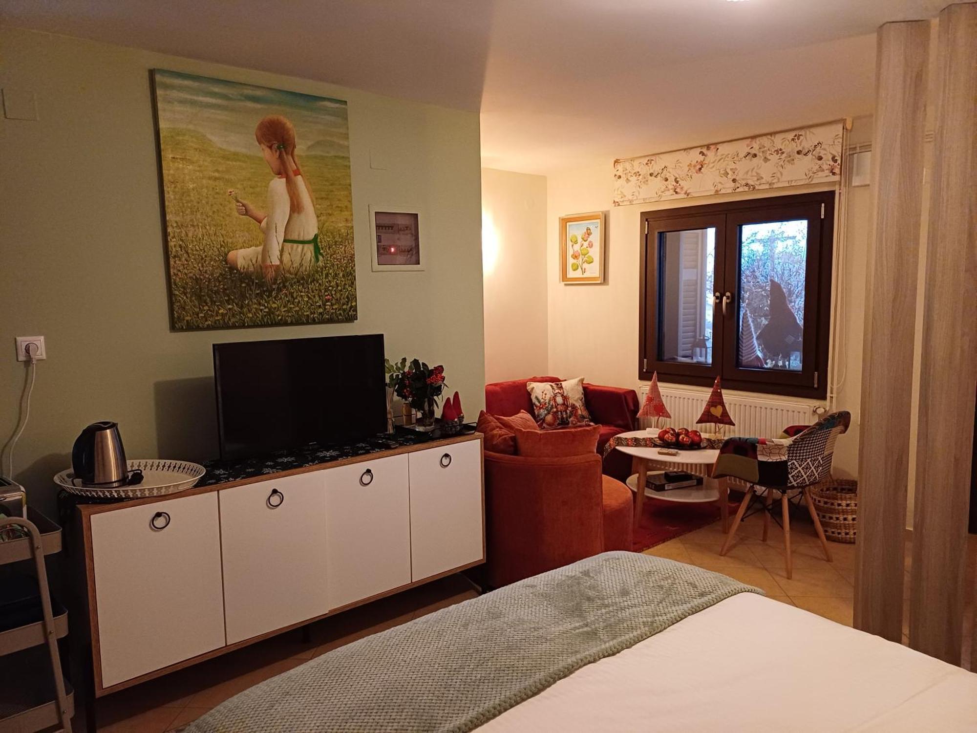 Appartement Το Σπίτι Της Ευτυχίας Στούντιο à Karpenísion Extérieur photo